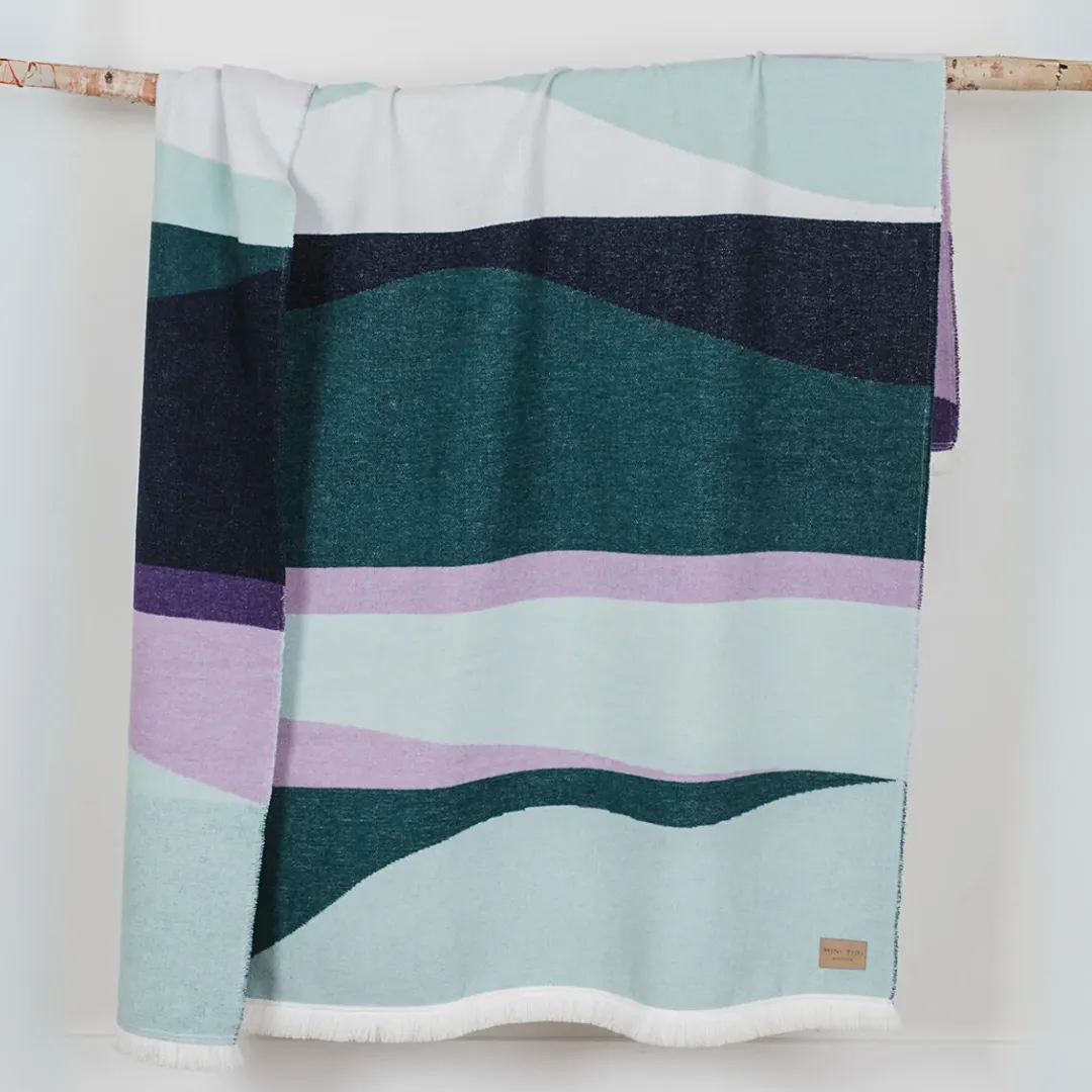 Aurora Reversible Blanket