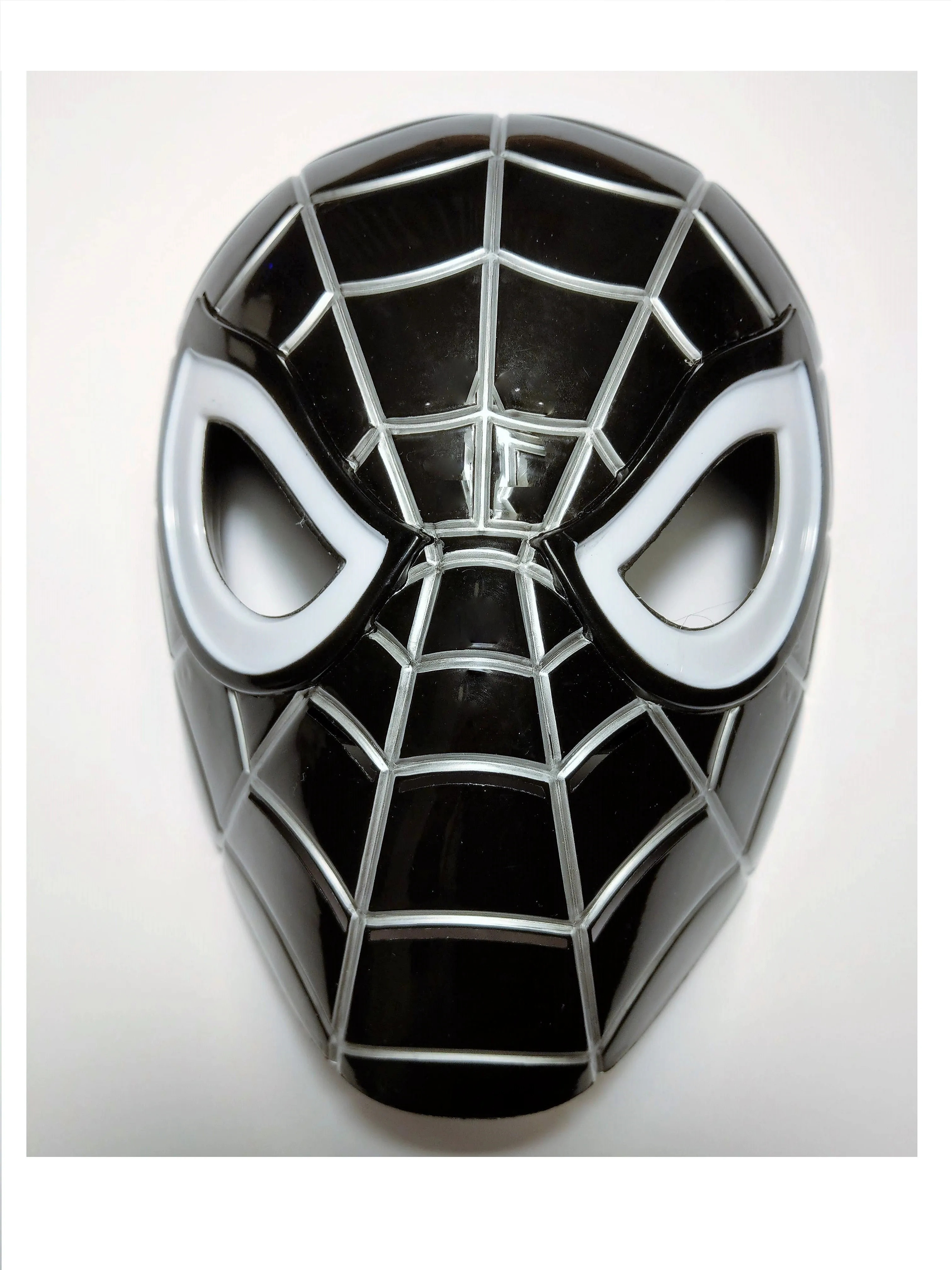 Black Spider-Man Mask / Venom Mask with LED Eyes That Light Up! (Batteries Included)